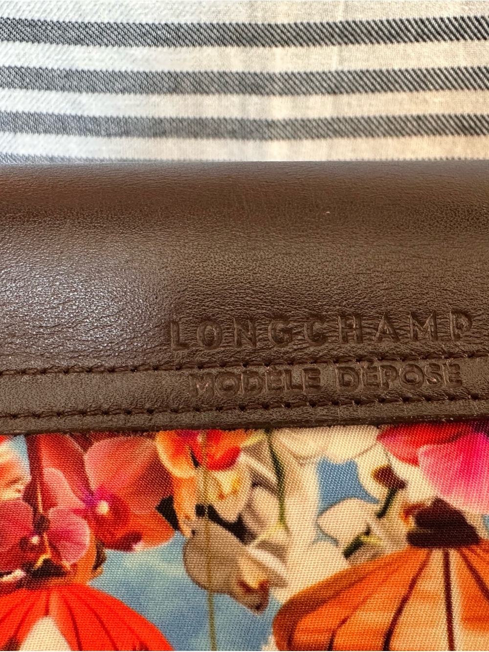 Longchamp x Mary Katrantzou Le Pliage Short Handle Bag - Picture 4 of 9